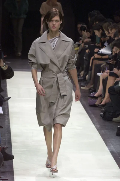 Look 9